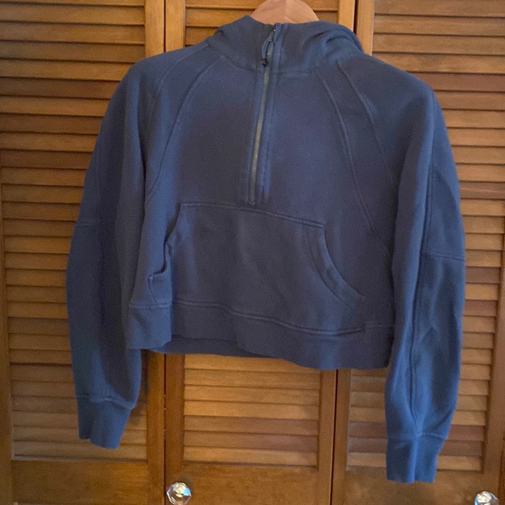 Lululemon oversized cropped scuba iron blue M/L